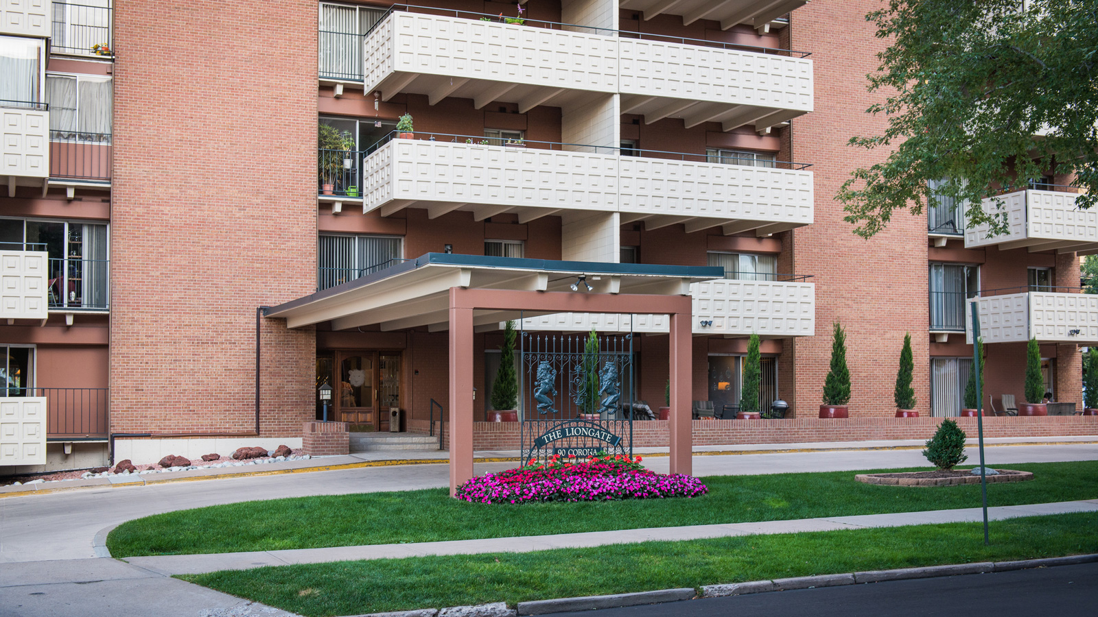 Liongate Apartments Image 3