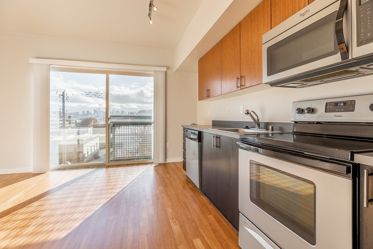 Collage Fremont Image 11