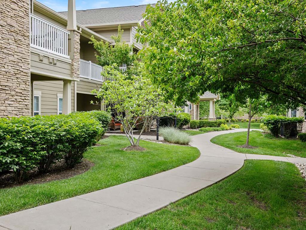 Villas at Carrington Square Image 9