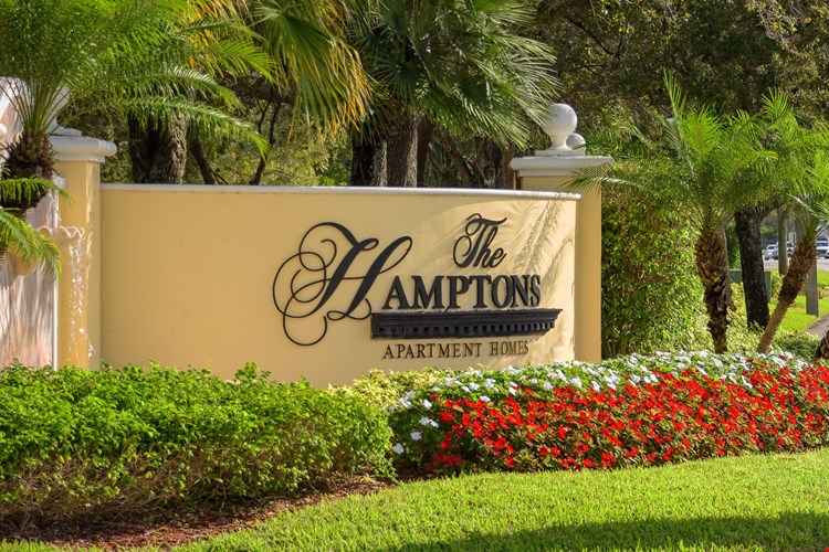 The Hamptons on Heron Bay Image 1