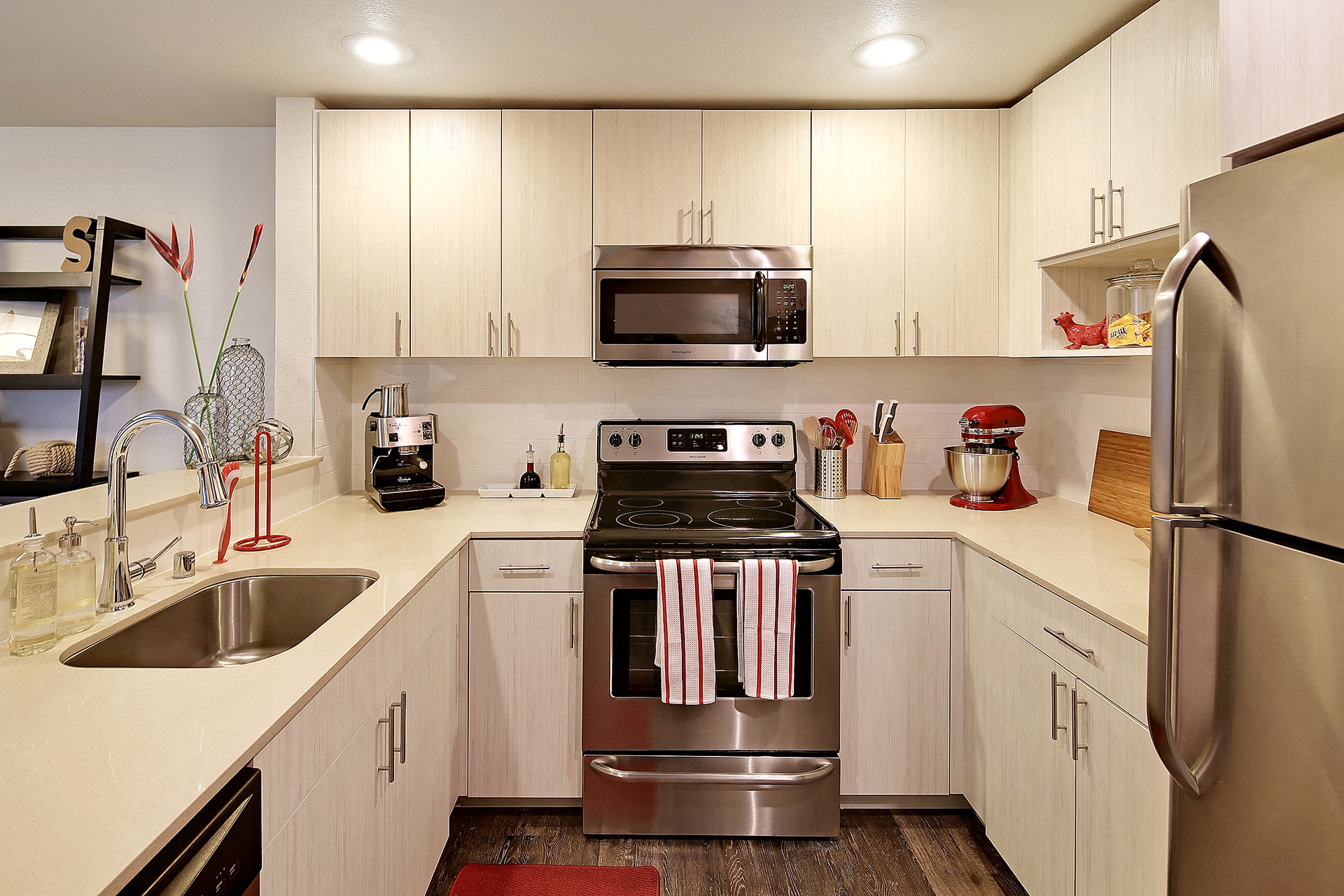 Starboard Apartments Image 1