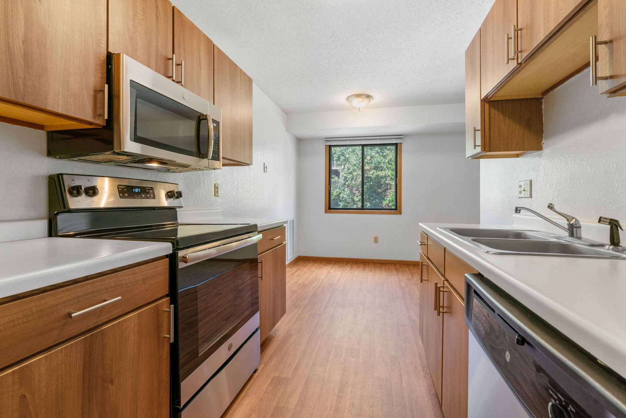 Westwind Apartments Image 1