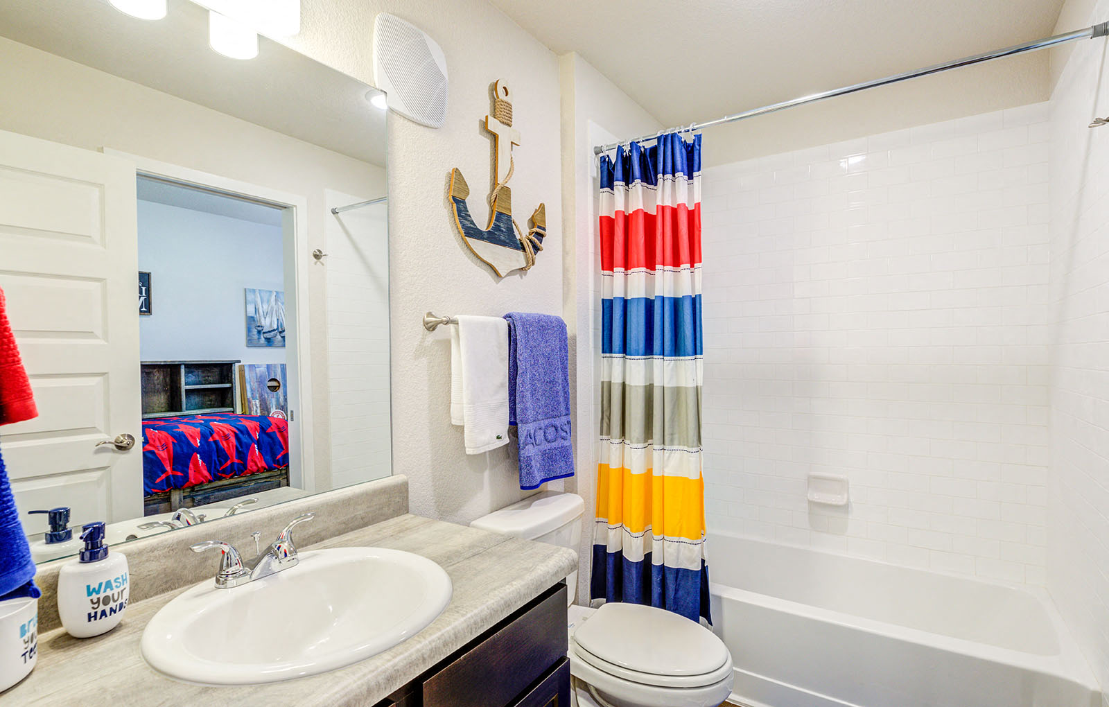 Bucking Horse Apartments Image 9