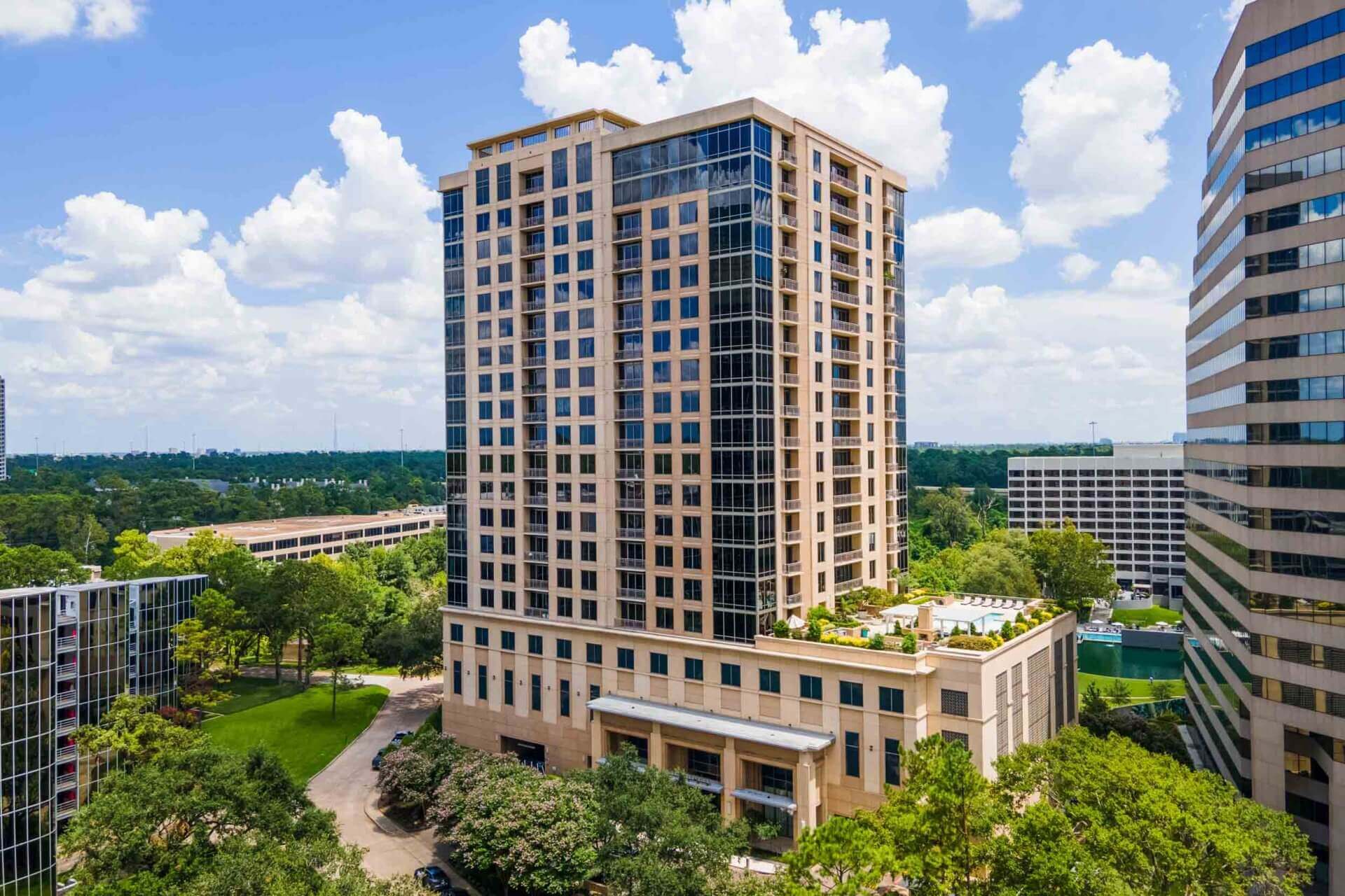 7 Riverway Image 1