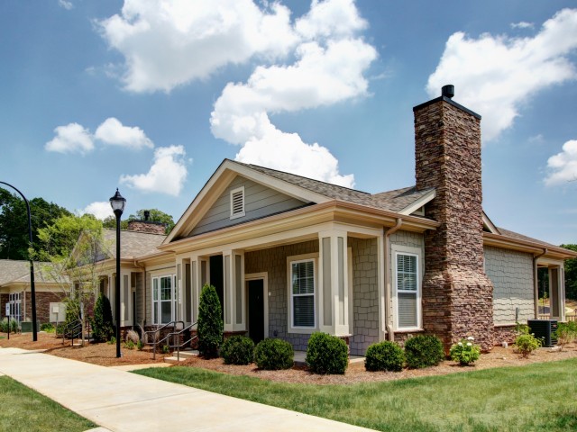 Alexander Village Apartments Image 13