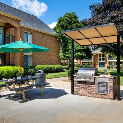 Hurstbourne Grand Apartments Image 6