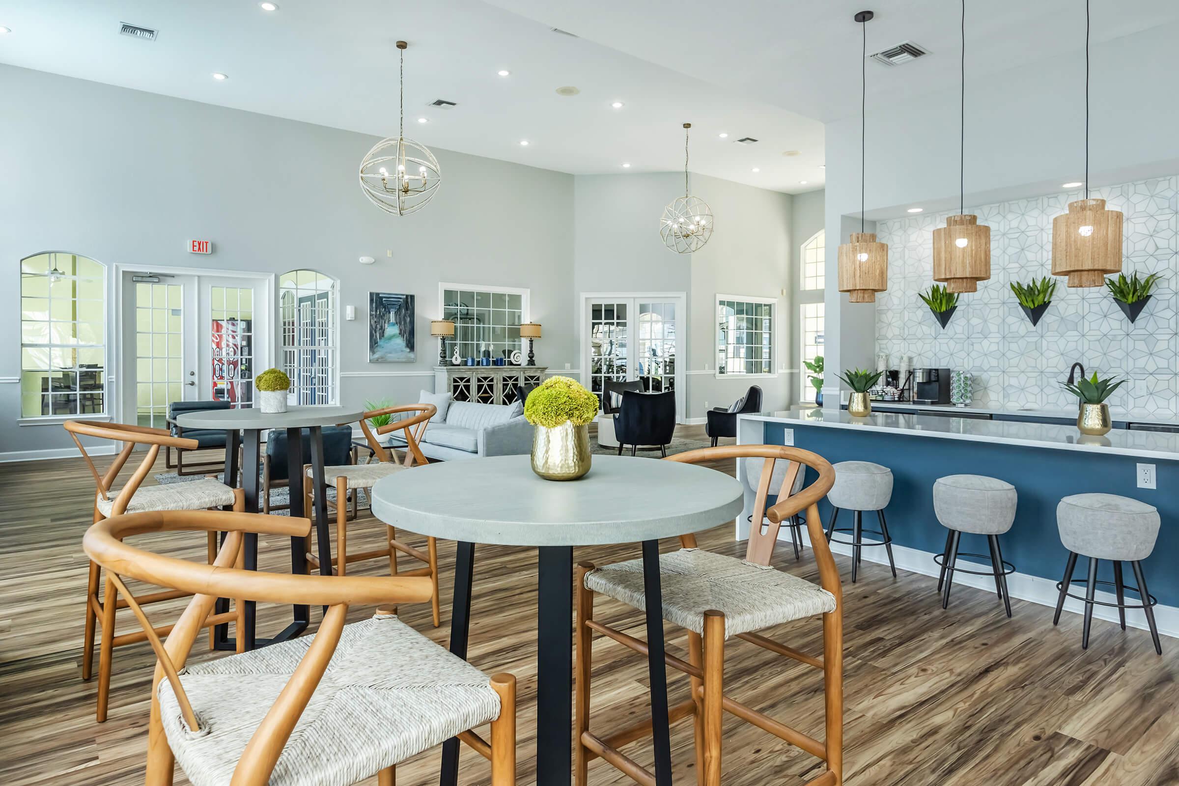 Club At Danforth Image 7