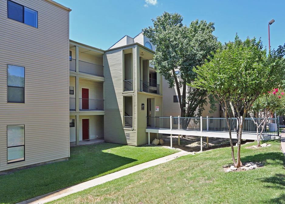 Mylo Apartments Image 22