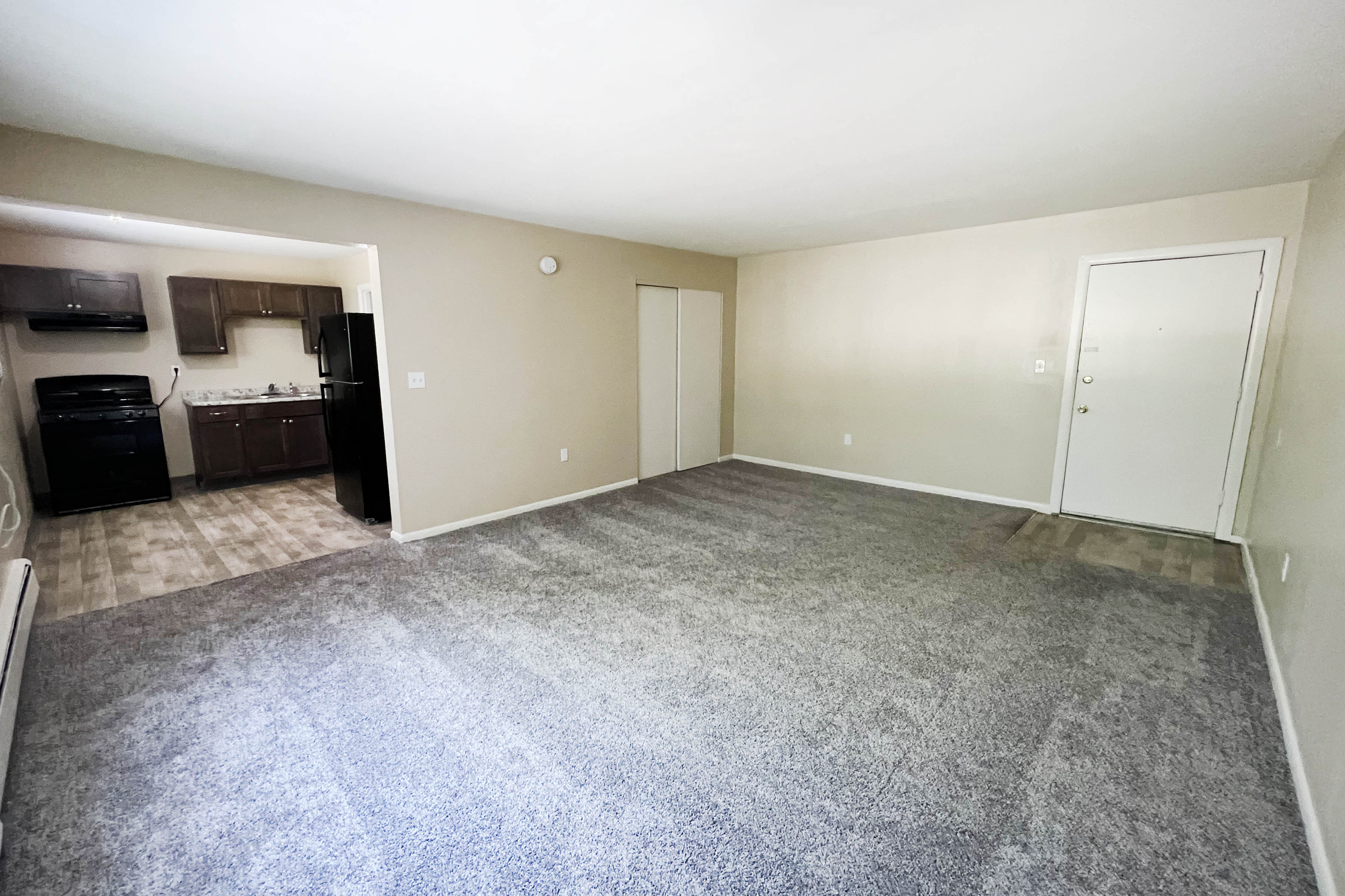 Crown Court Apartments Image 36