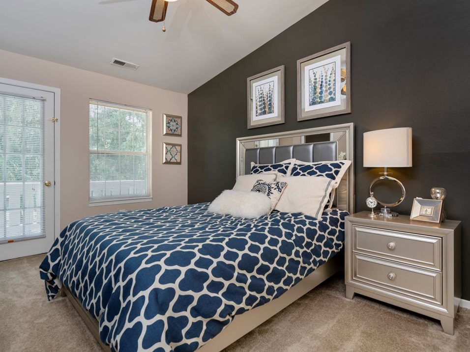 Fairlane Meadows Apartments and Townhomes Image 17