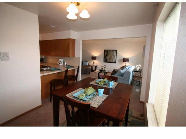 Meadow Springs Apartments Image 4