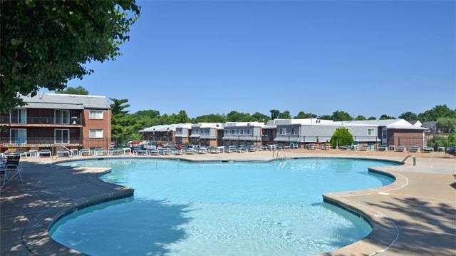 Marlborough Trails Apartments & Townhomes Image 2