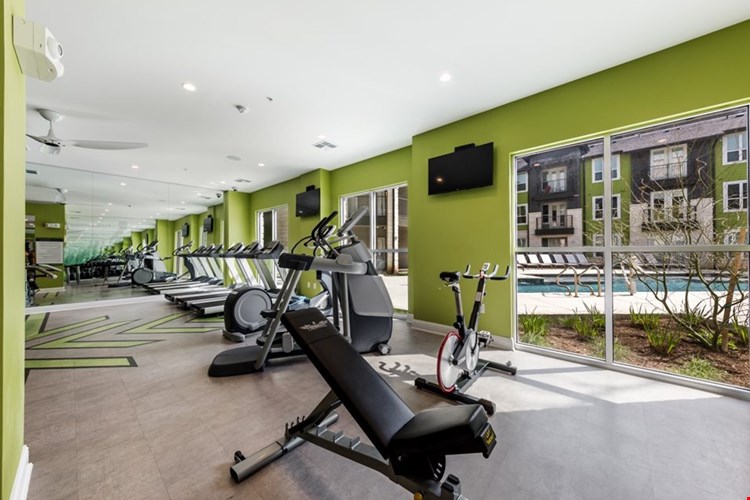 Urban North Apartments Image 15