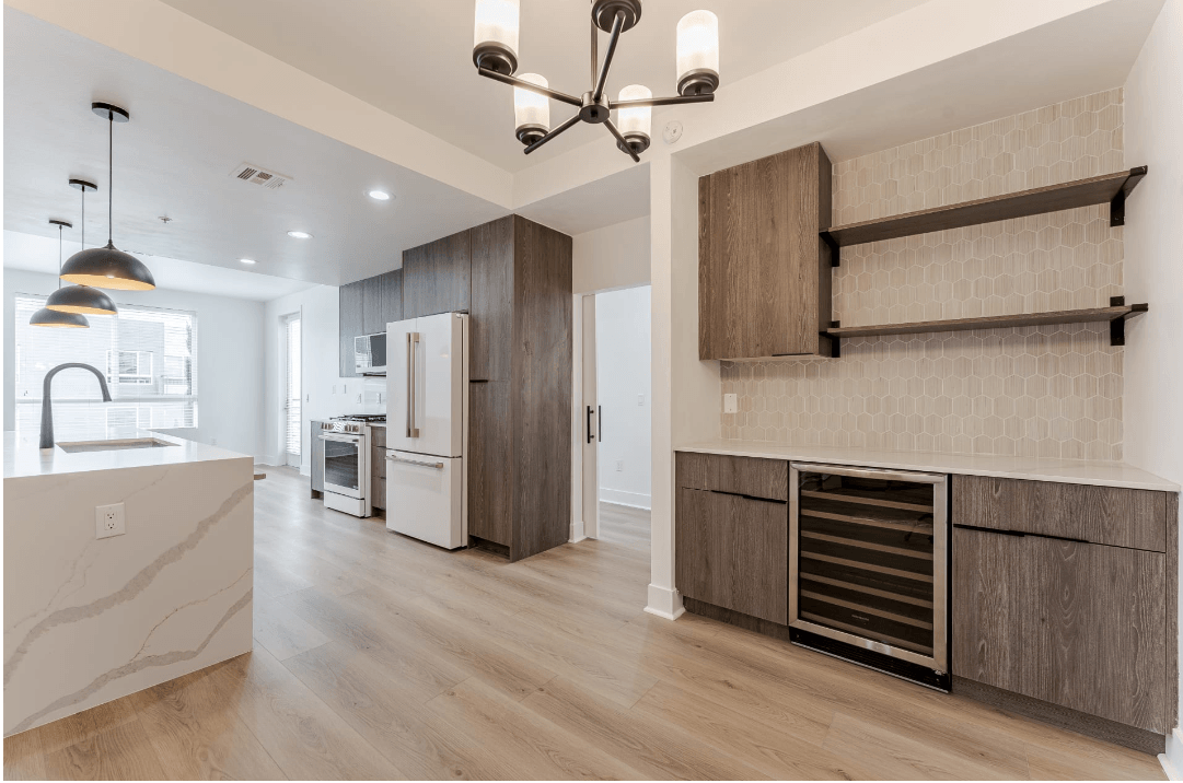 Midtown 205 Image 37