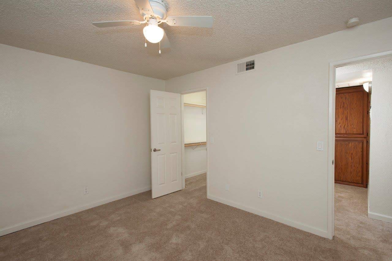 Meridian Terrace Condominiums Image 18