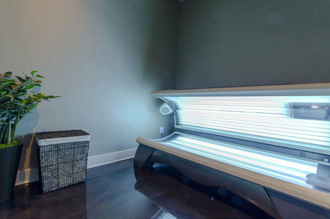 The Towers Woodland Image 20