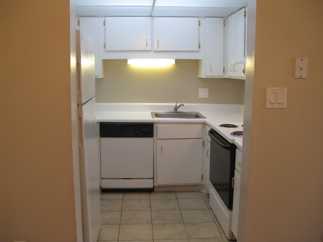 West Hills Village Image 8