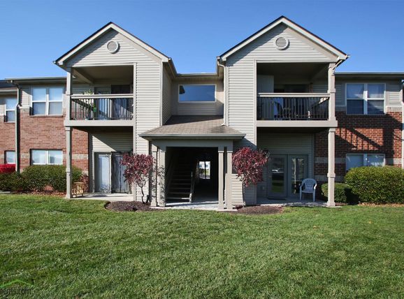 Brownsburg Crossing Image 1