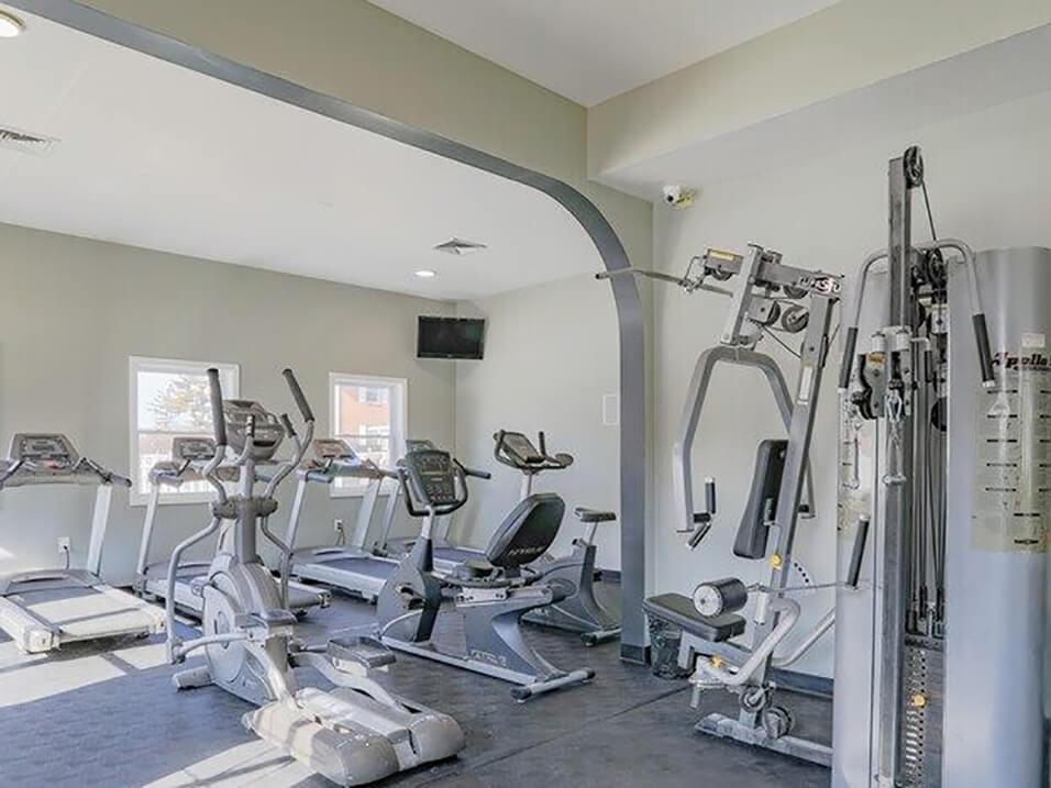 The Arbors at Eastland Image 4