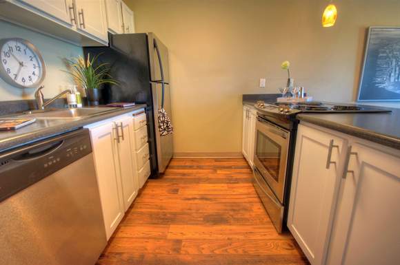 The Aviator apartments Image 14