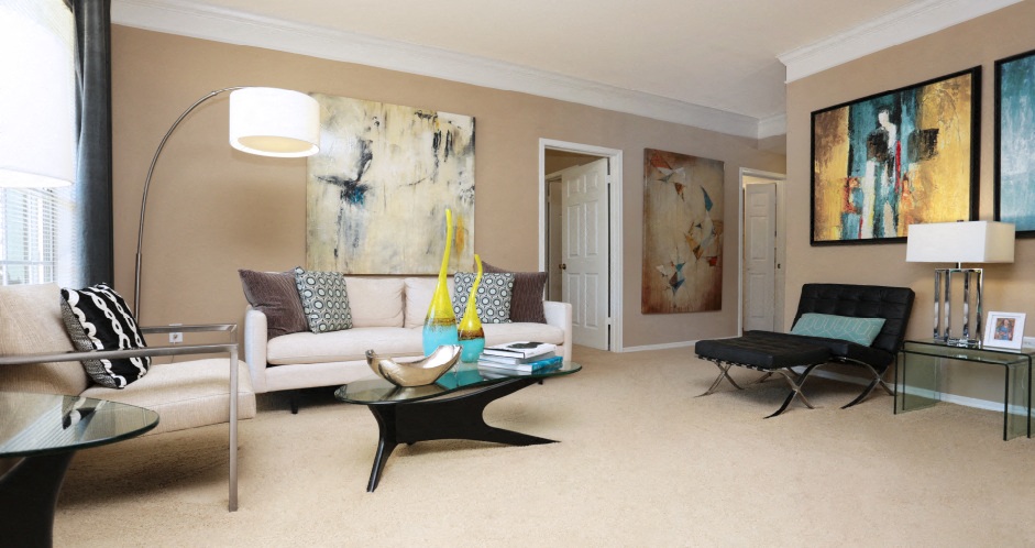 Village on the Parkway Apartments Image 31