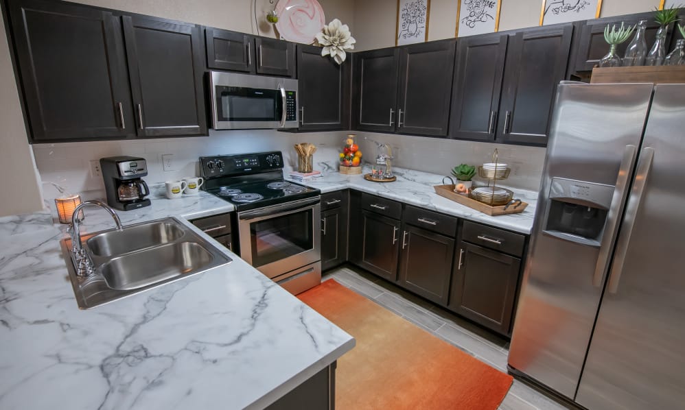 Stonehorse Crossing Image 4