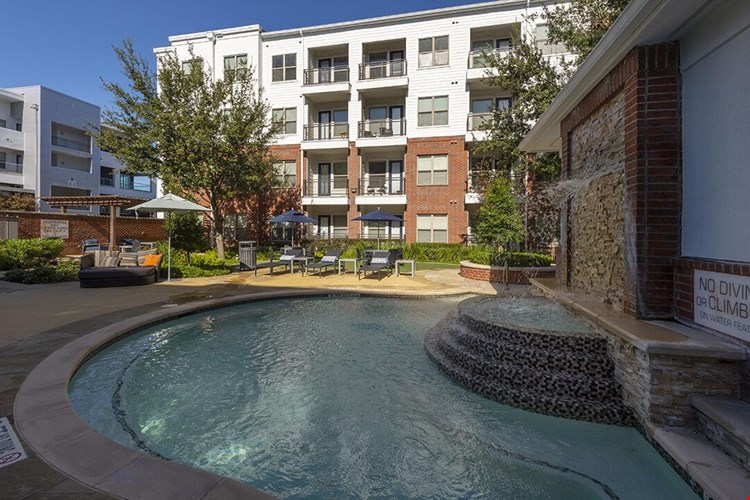 The Richmond at Uptown Image 66