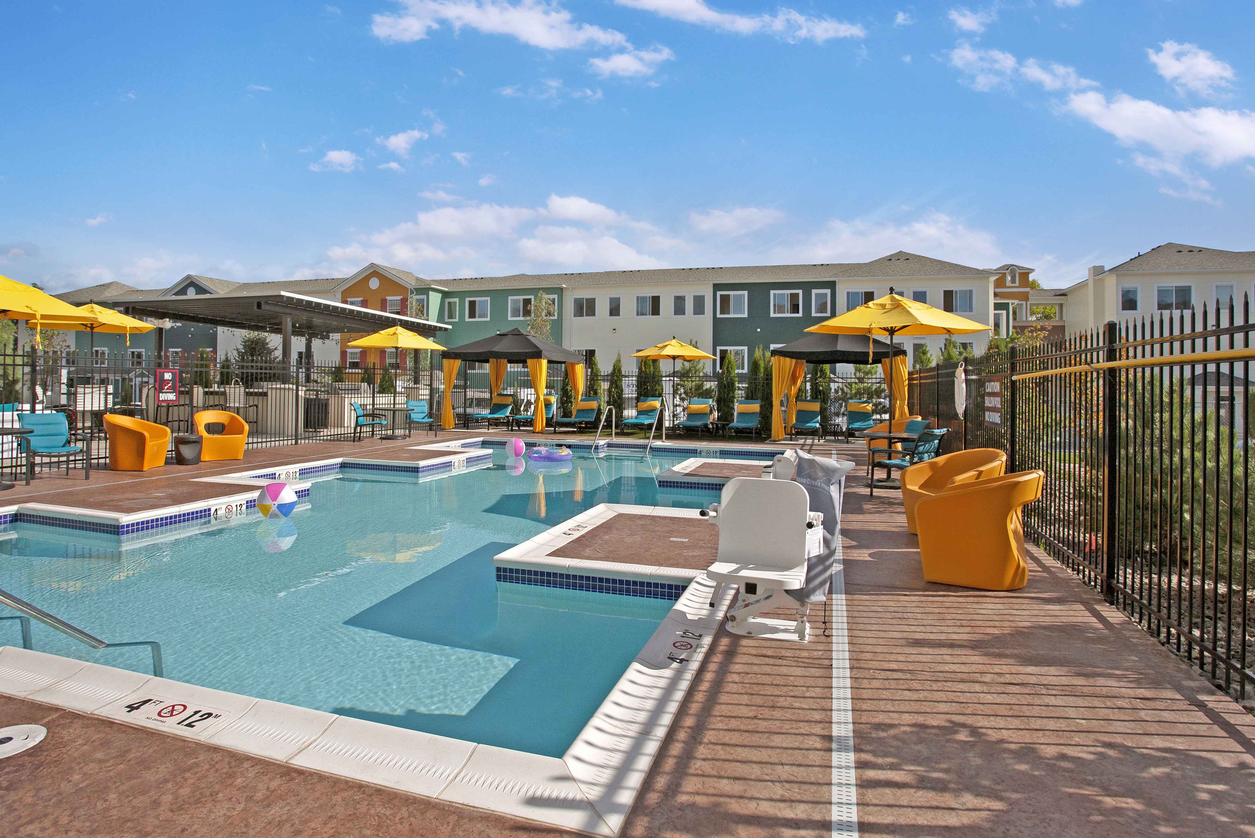 600 Riverside Image 11