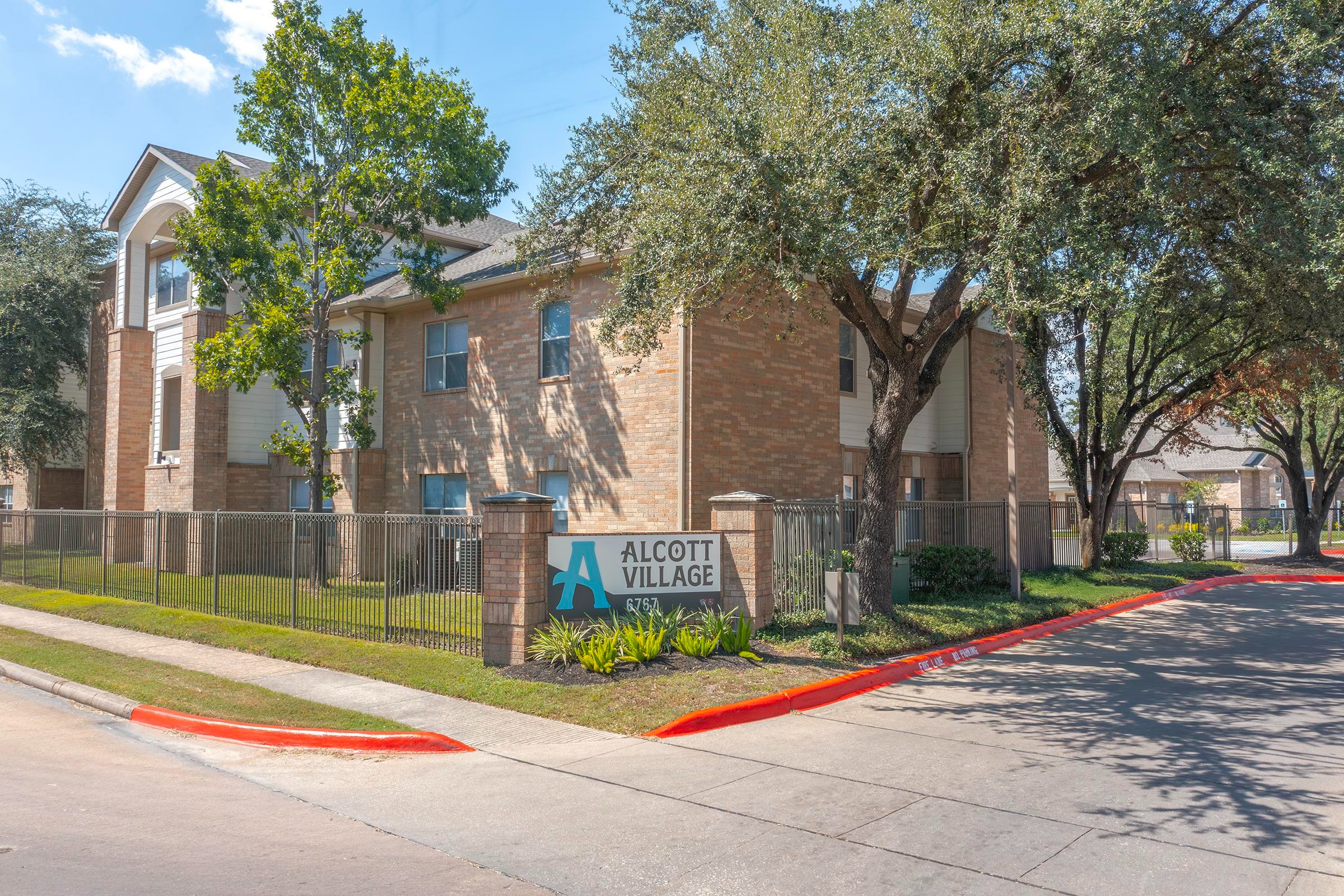 Alcott Village Image 1