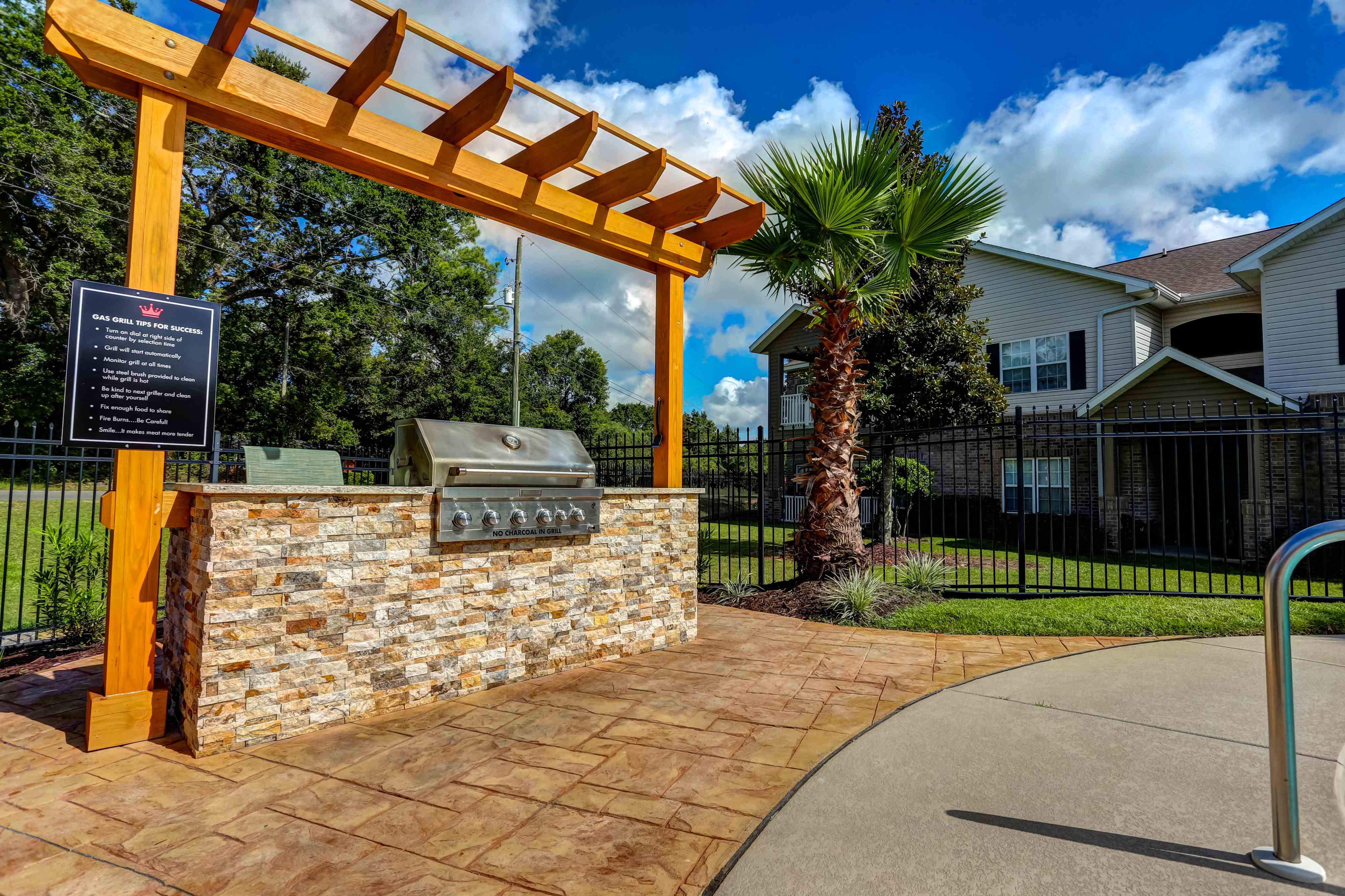 Majestic Oaks Image 7