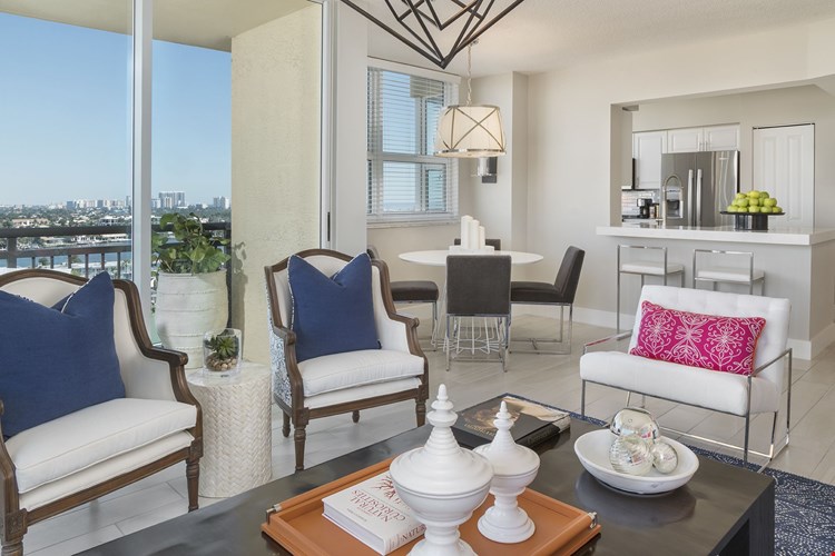 Sunrise Harbor Image 8