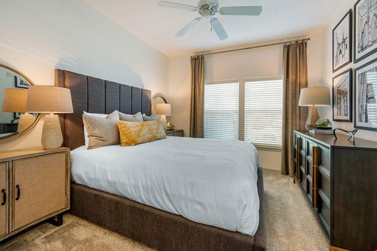 Regatta at Universal Image 7