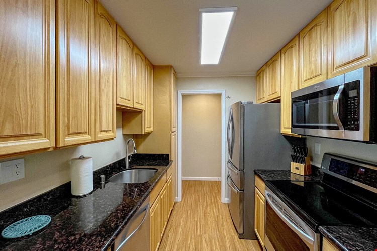 Pamela Drive Apartments Image 13