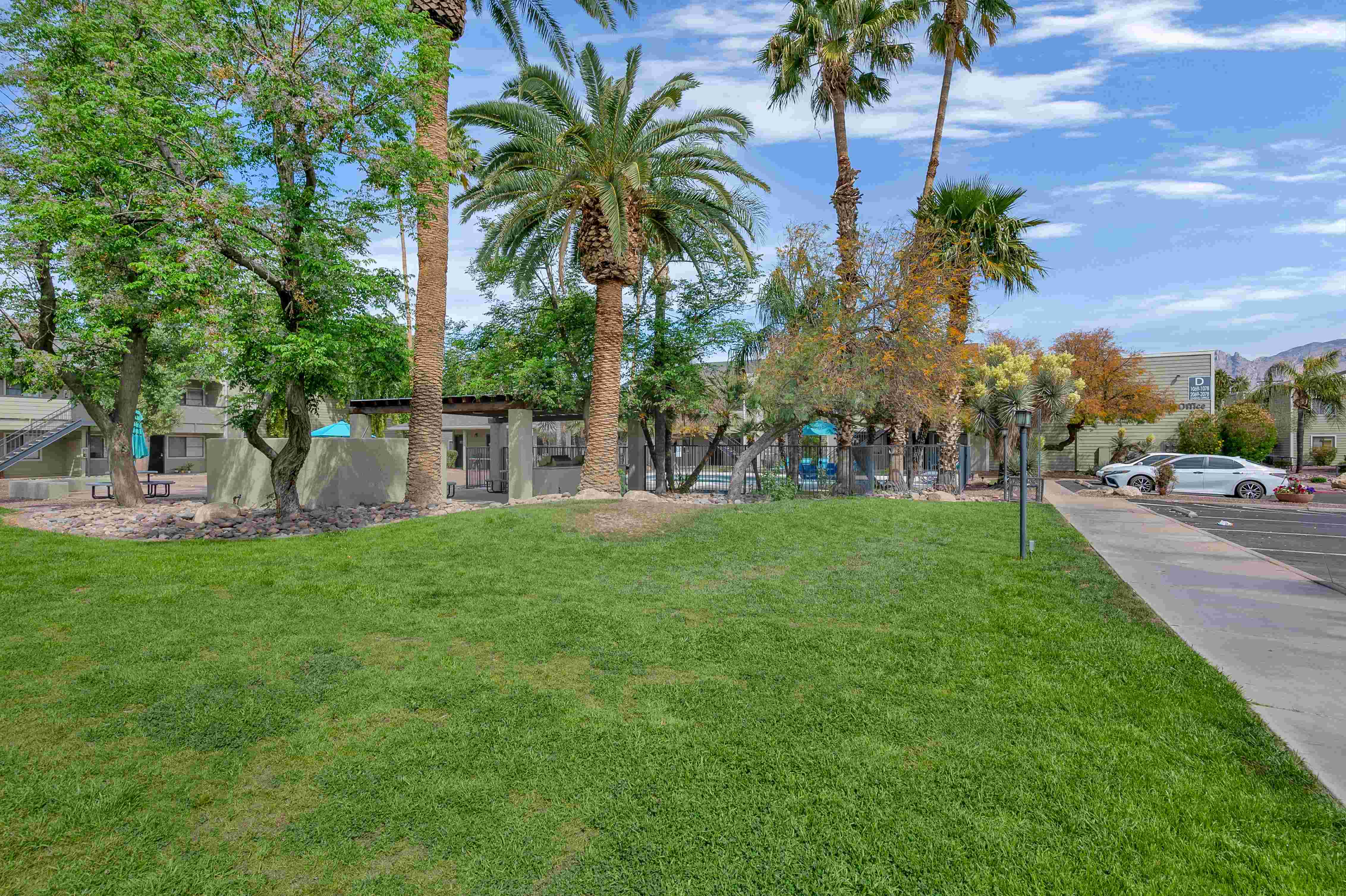Deerfield Village Image 23