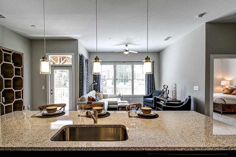 1824 Defoor Apartments Image 11