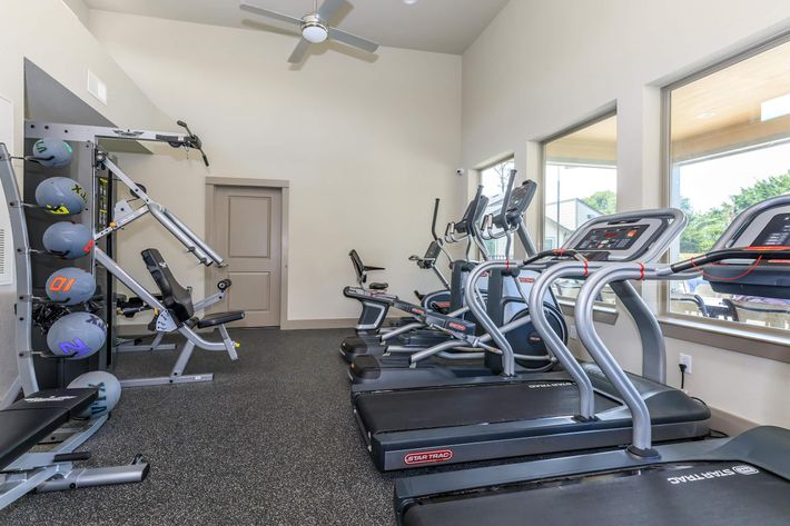 Willow Creek Manor Image 7