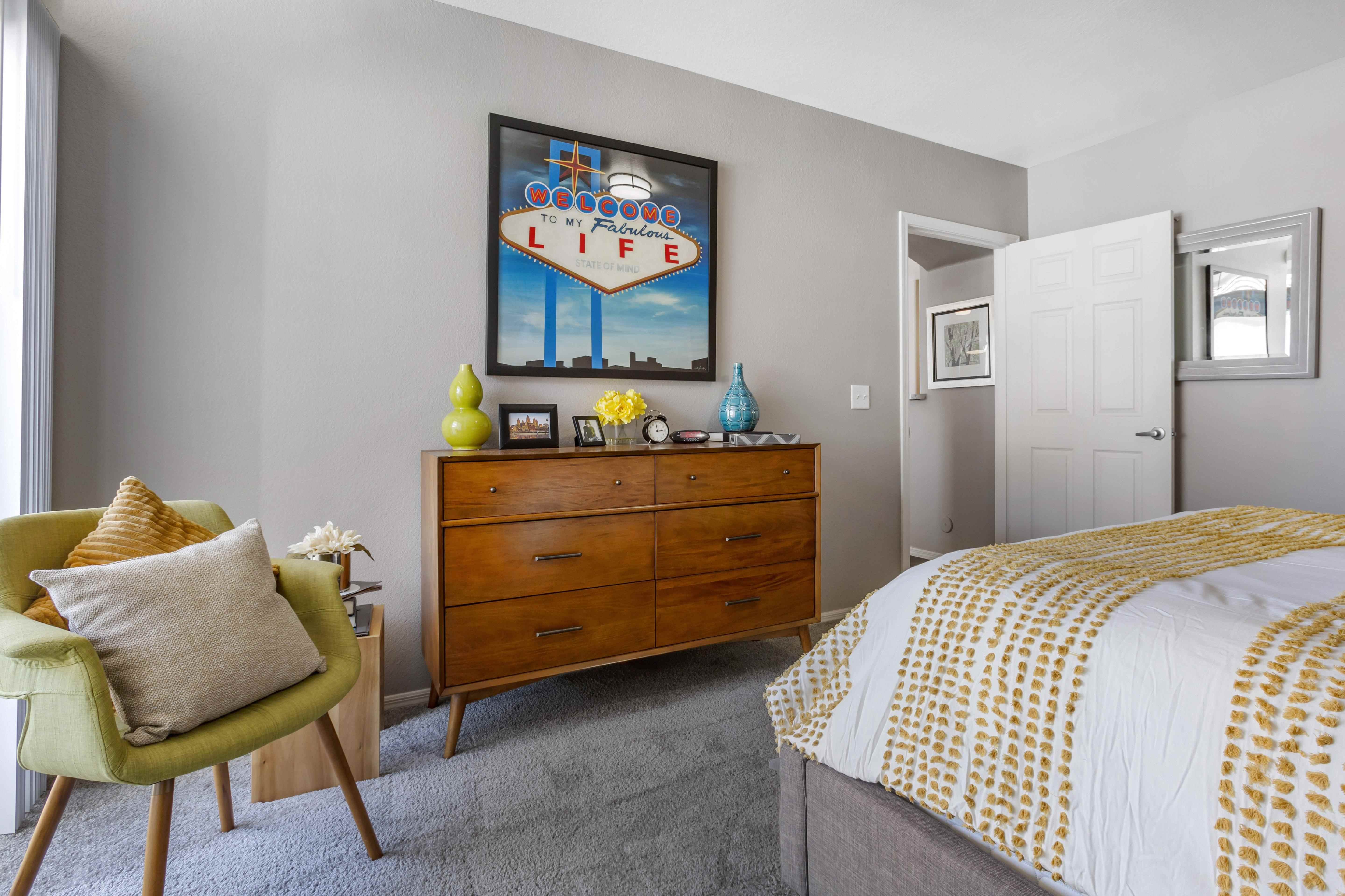 Carlyle Townhomes OLD Image 45