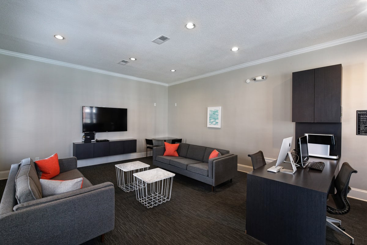 Island Park and Harbor Town Square Image 4