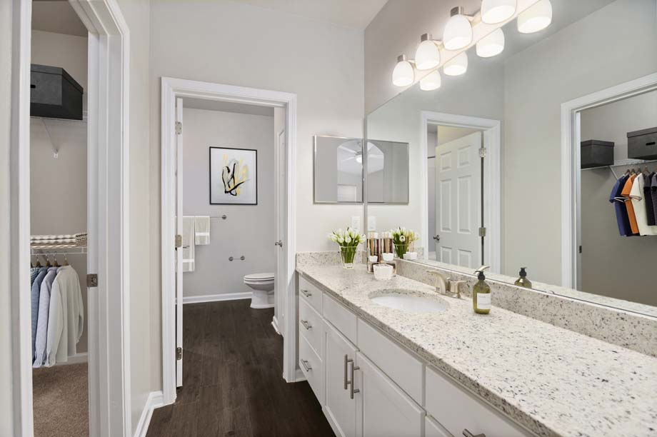 Camden Crest Image 18