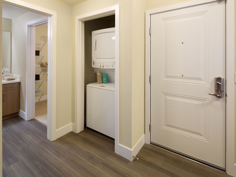 Full-size Washer and Dryer