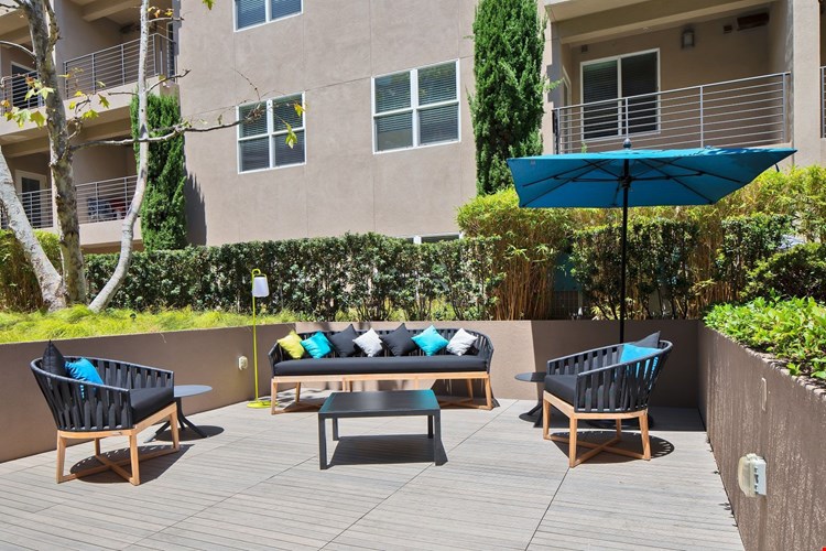 IMT Gallery 421 Image 16