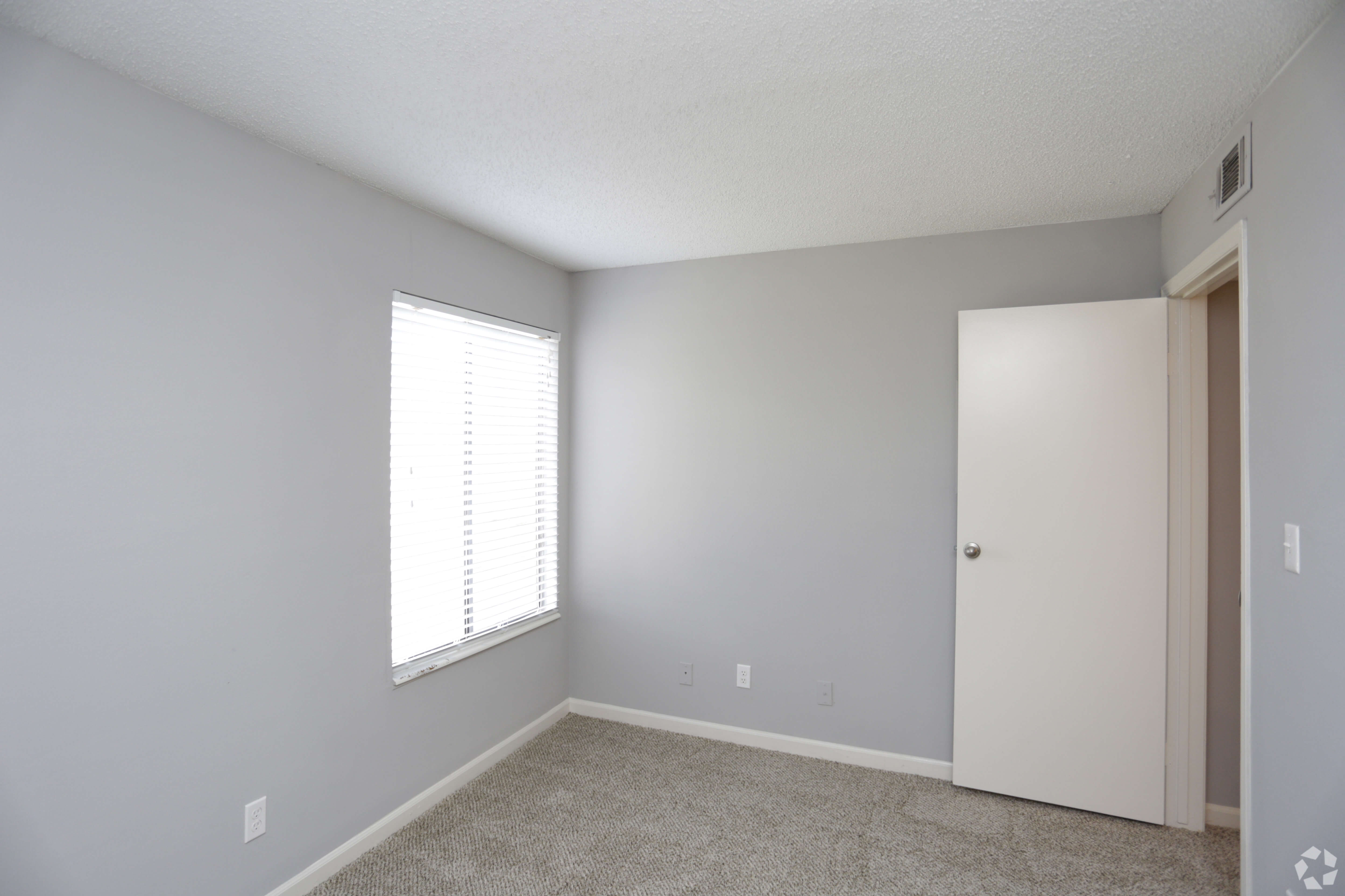 Perry 81 Image 30