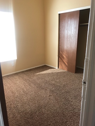 Valley Place Apartments Image 4