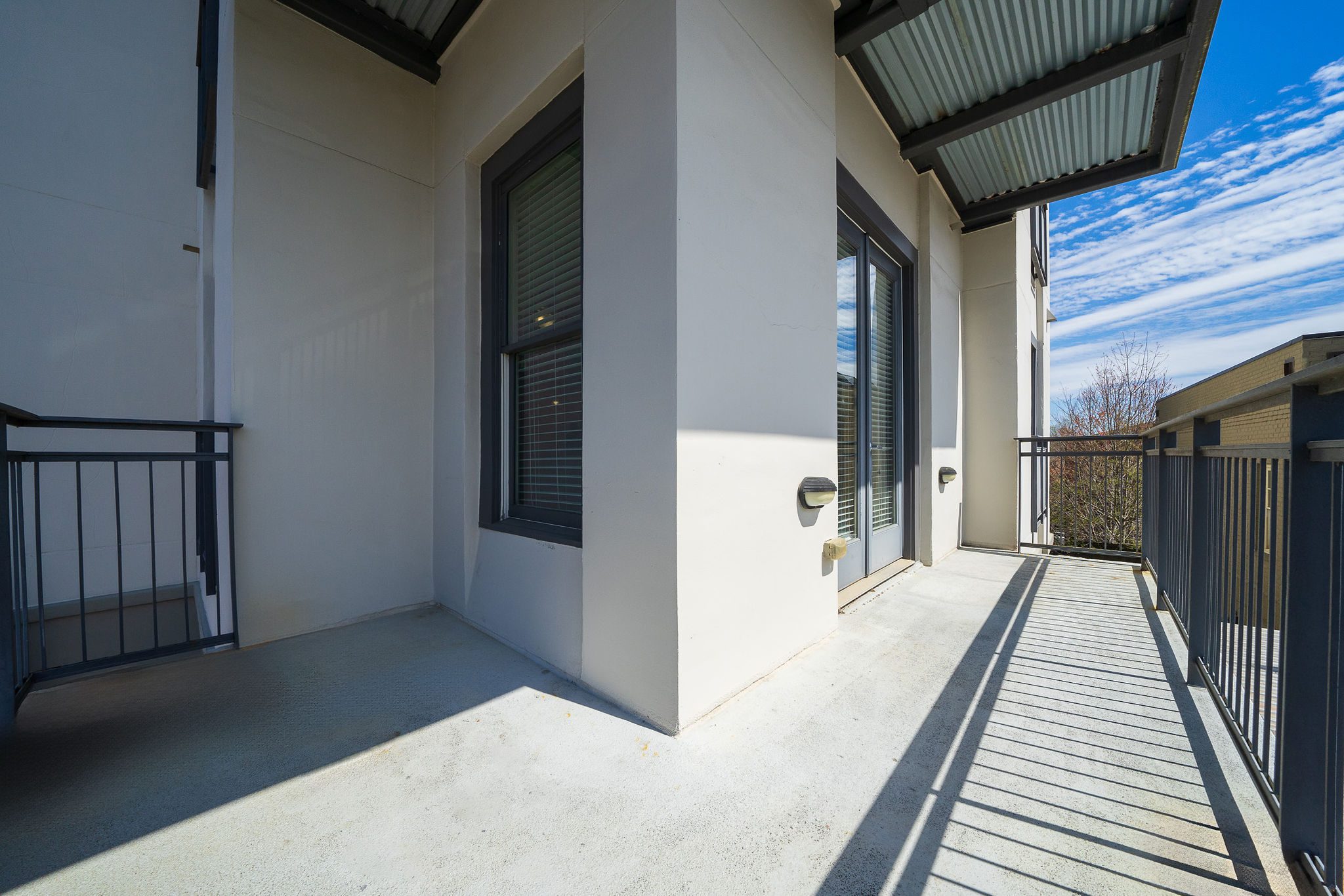 260 Woodstock Image 7