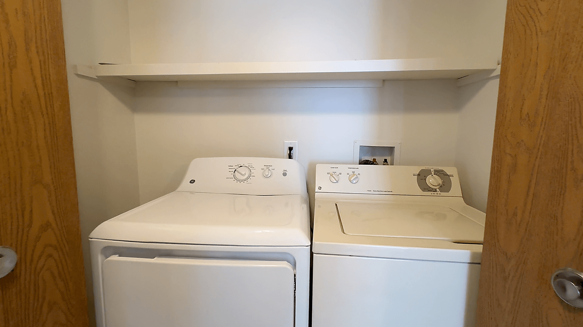 Lakeside Village Apartments Image 135