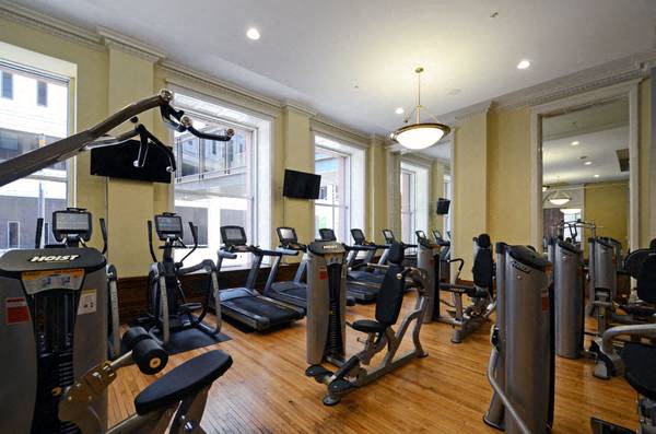 Full Fitness Center