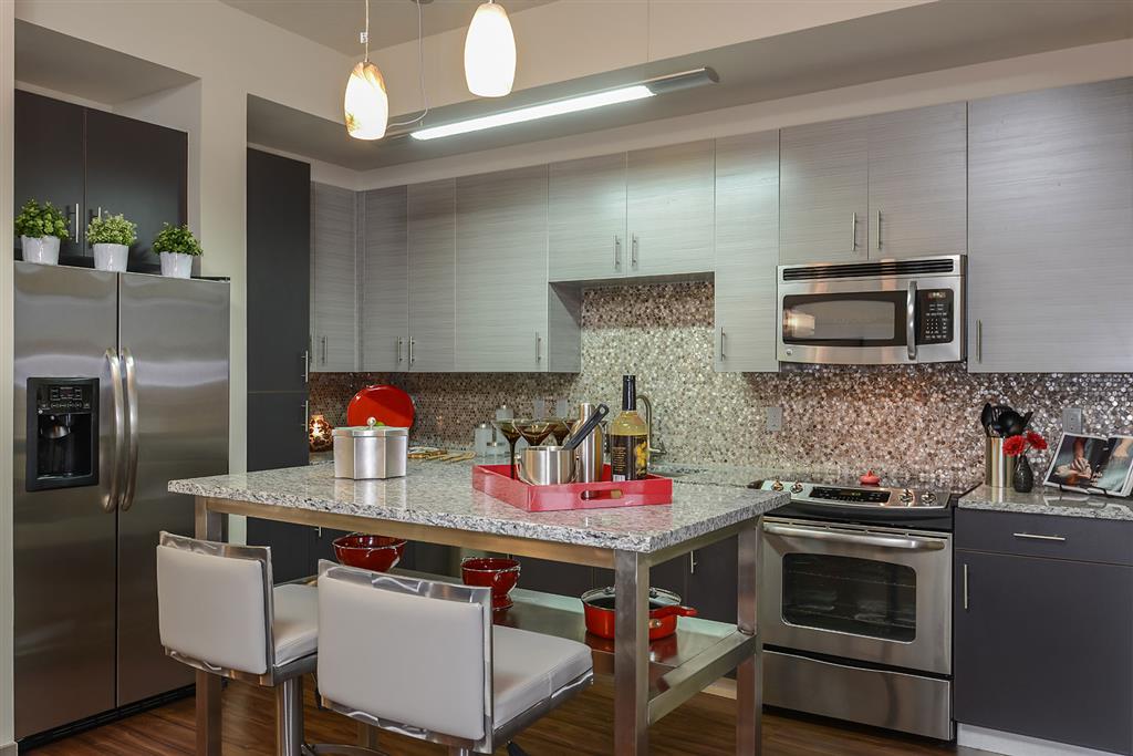 5 Thousand Town Image 9