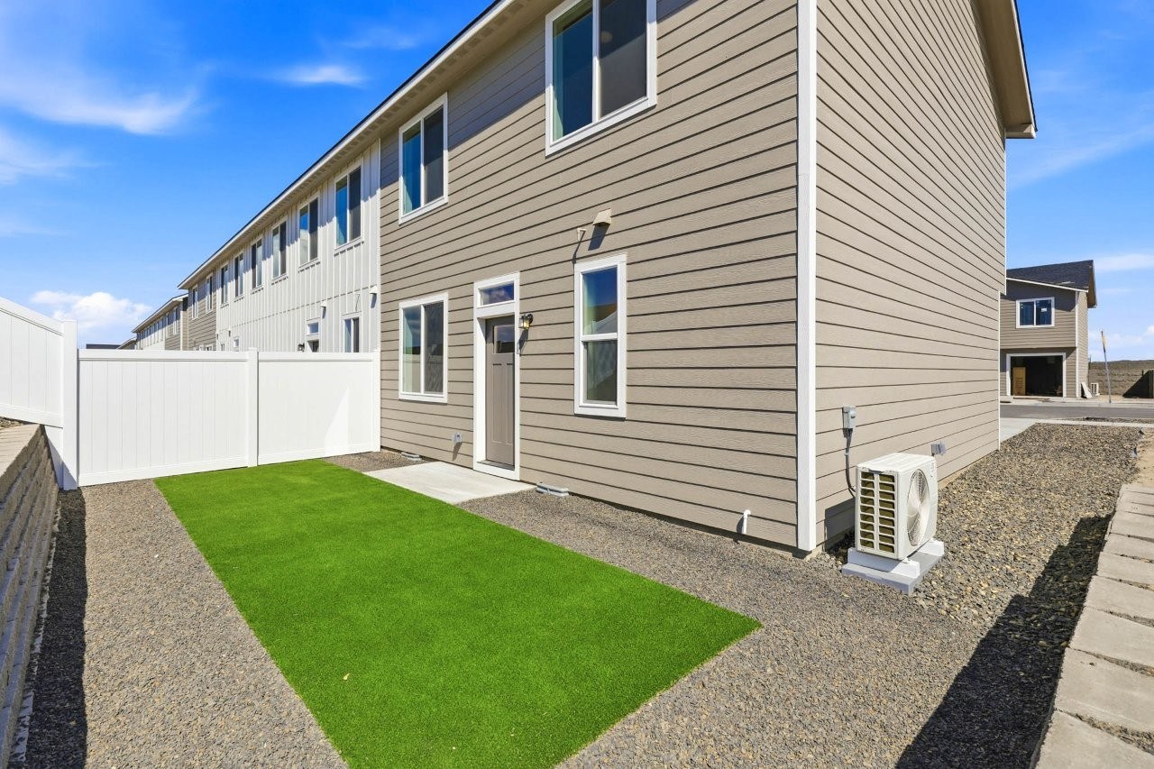 The Ridge Townhomes Image 21