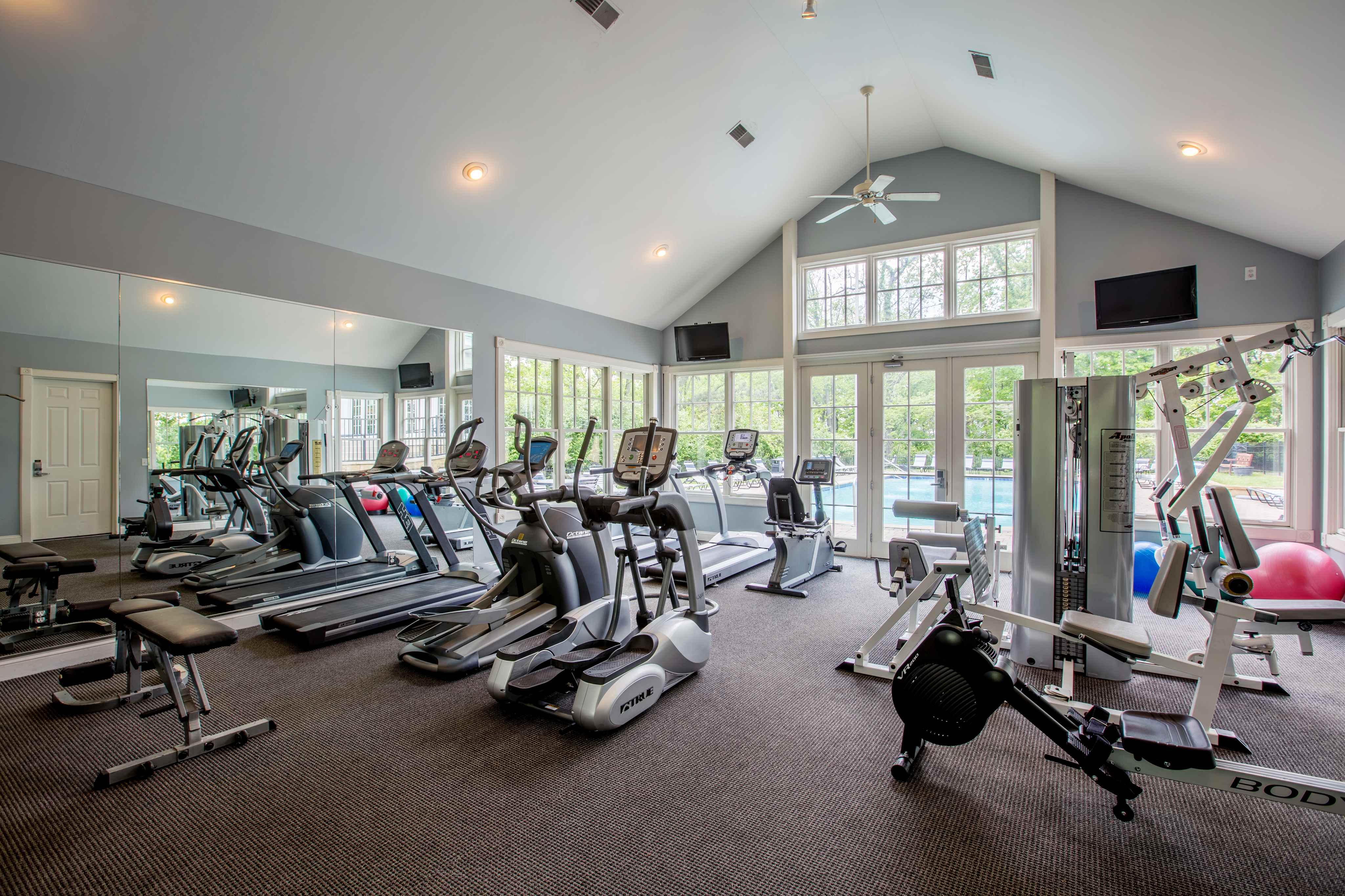 Centennial Station Image 13