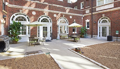 The Residences at Forest Park Hotel Image 5